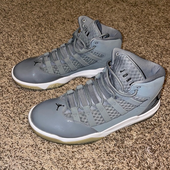 Jordan Max Aura Size 10.5 Men’s. Like New - Picture 3 of 3